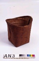 藏品(樺皮製容器)的圖片